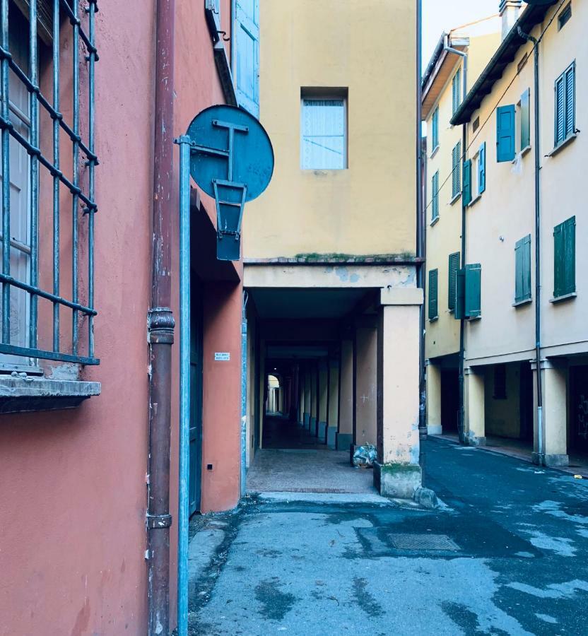 Whouse Suite Apartment Mirasole Bologna Eksteriør billede