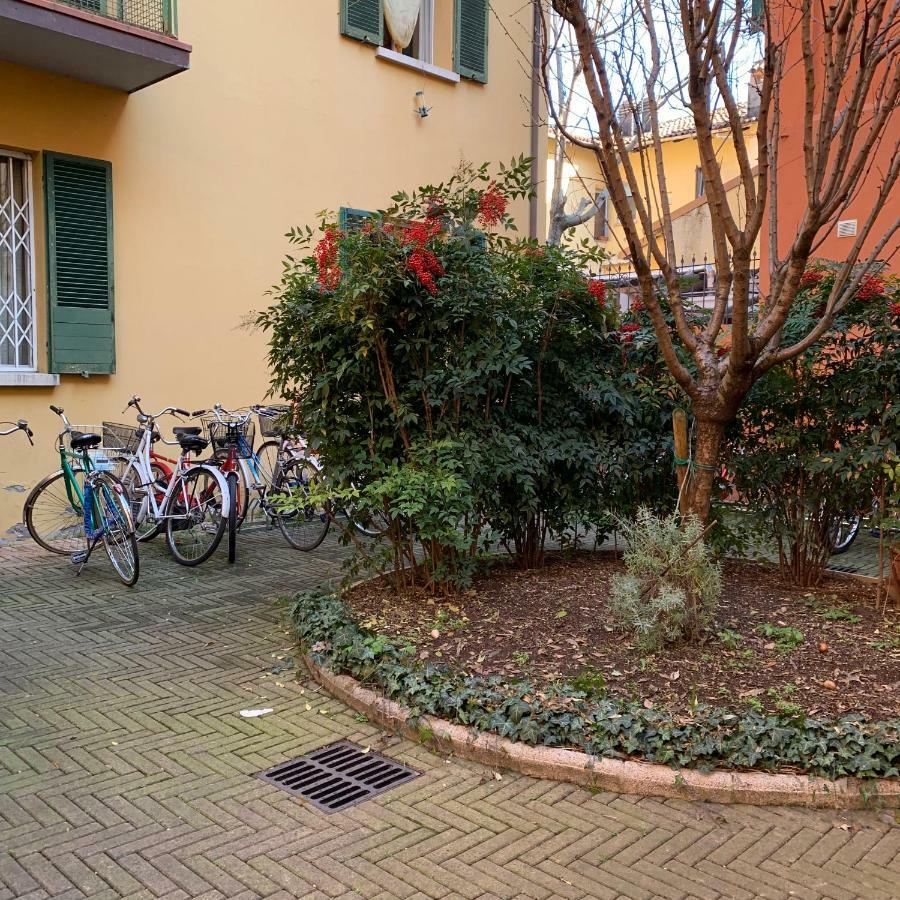 Whouse Suite Apartment Mirasole Bologna Eksteriør billede