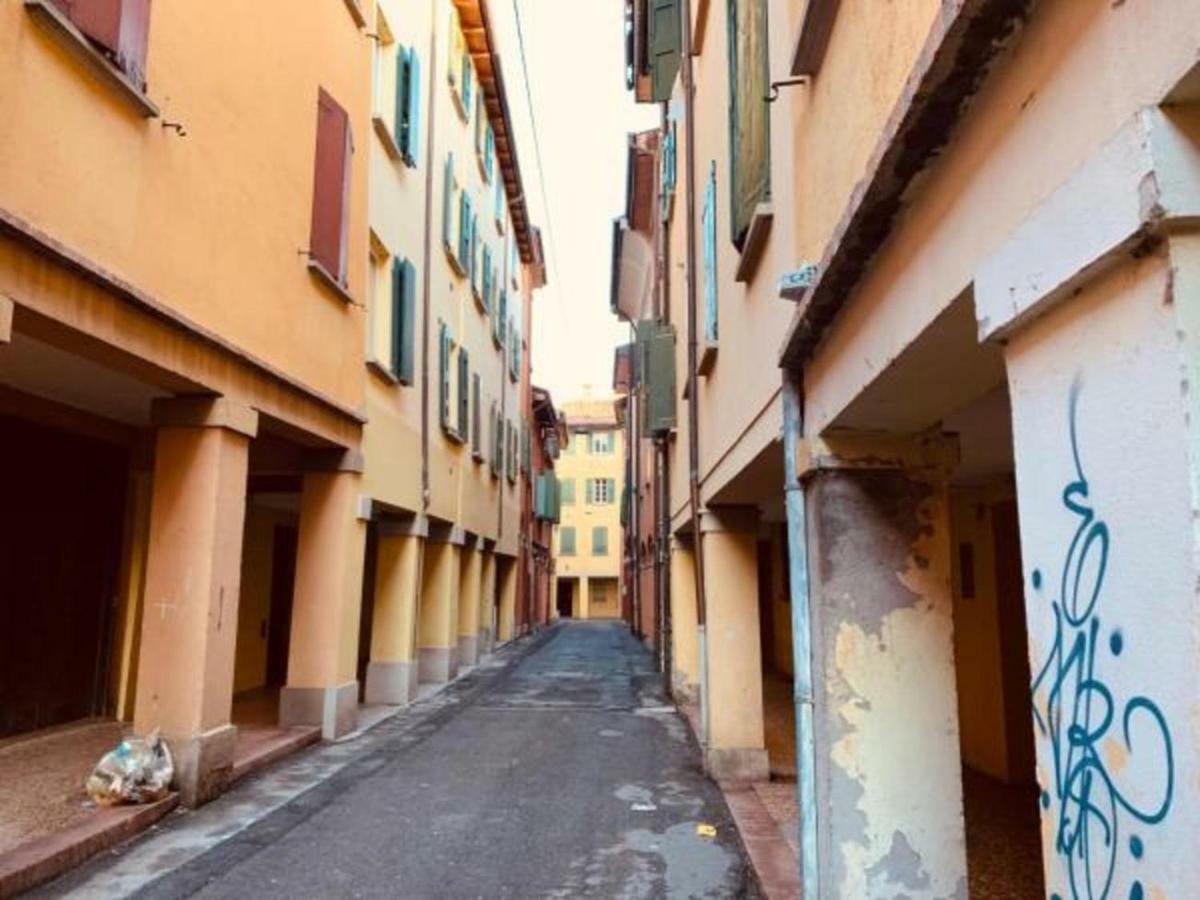 Whouse Suite Apartment Mirasole Bologna Eksteriør billede