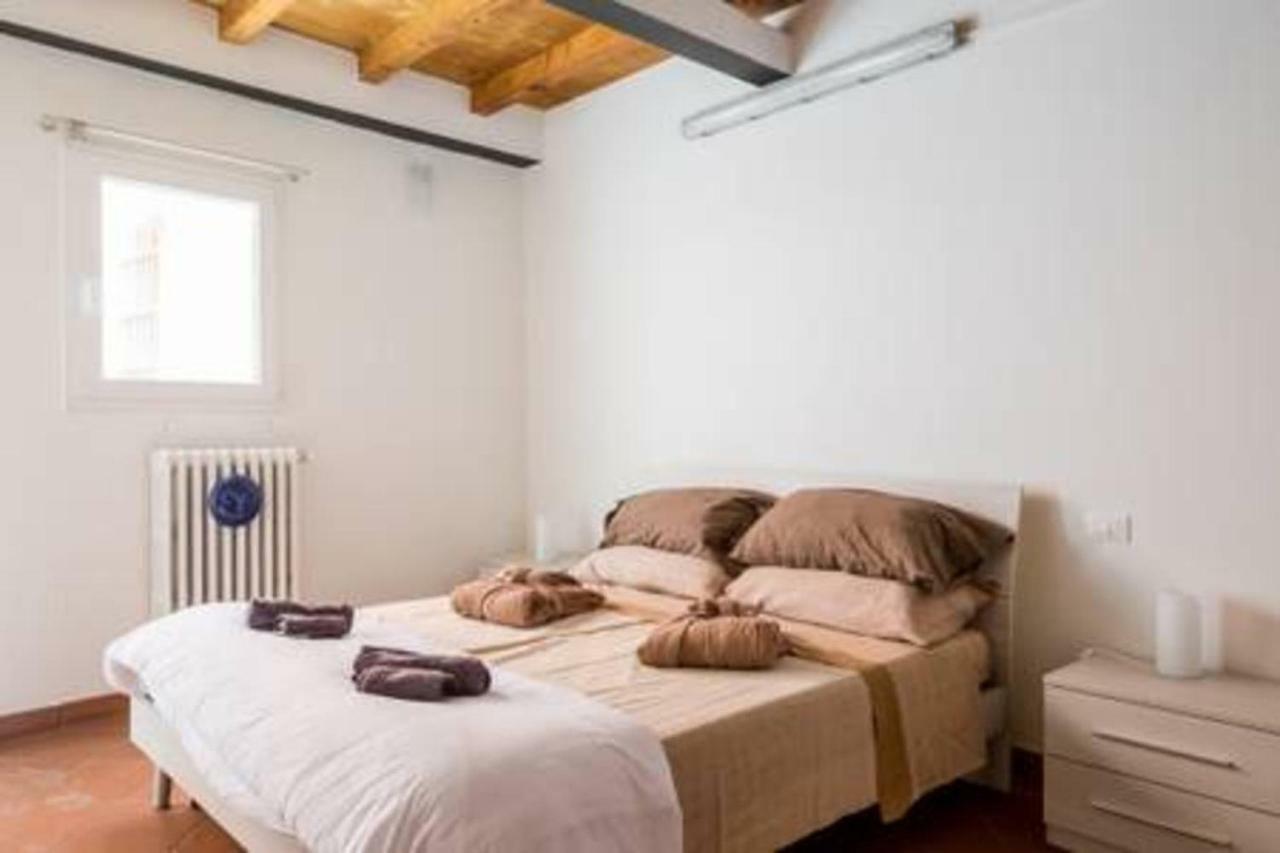 Whouse Suite Apartment Mirasole Bologna Eksteriør billede